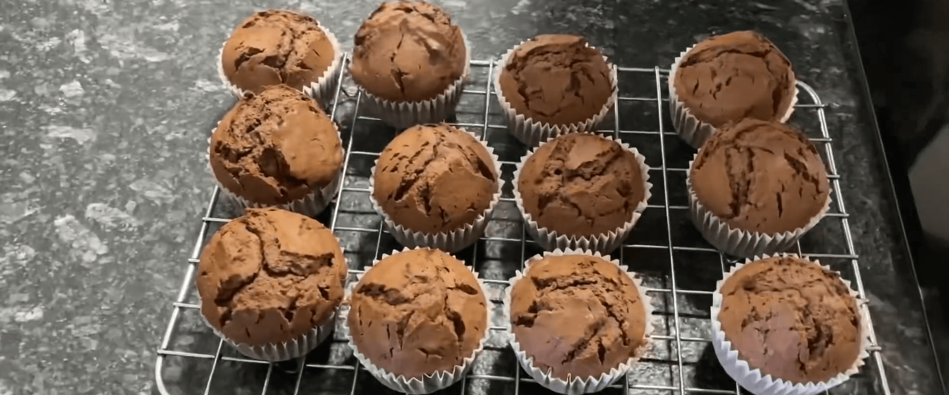 RETETA BRIOSE CU CACAO