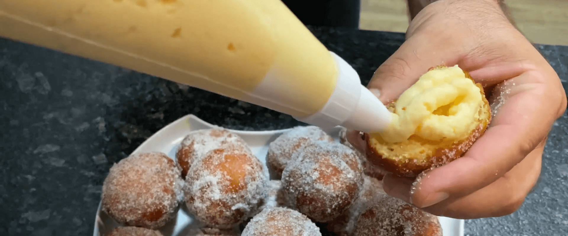 Reteta de CREMA DE VANILIE simpla - CREMA DE PATISERIE