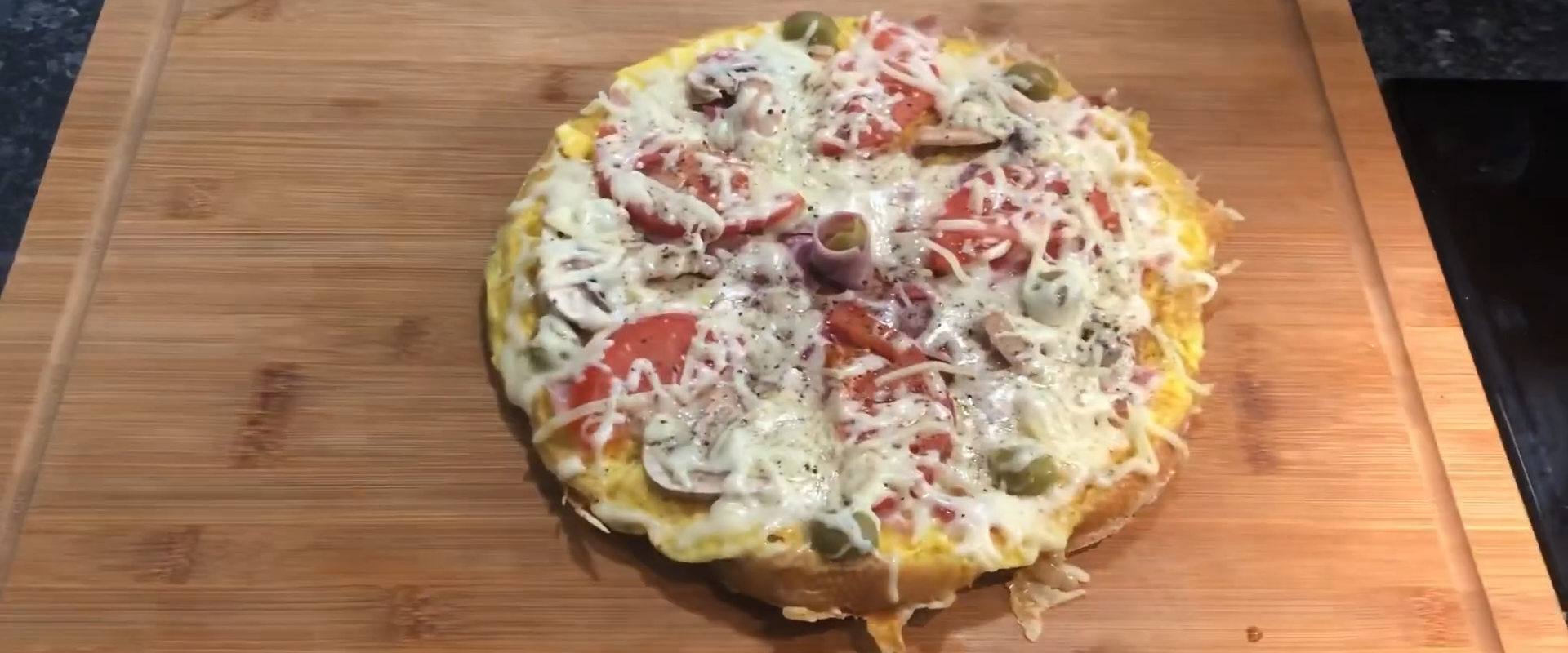 Asta nu e PIZZA sunt friganele pentru micul dejun