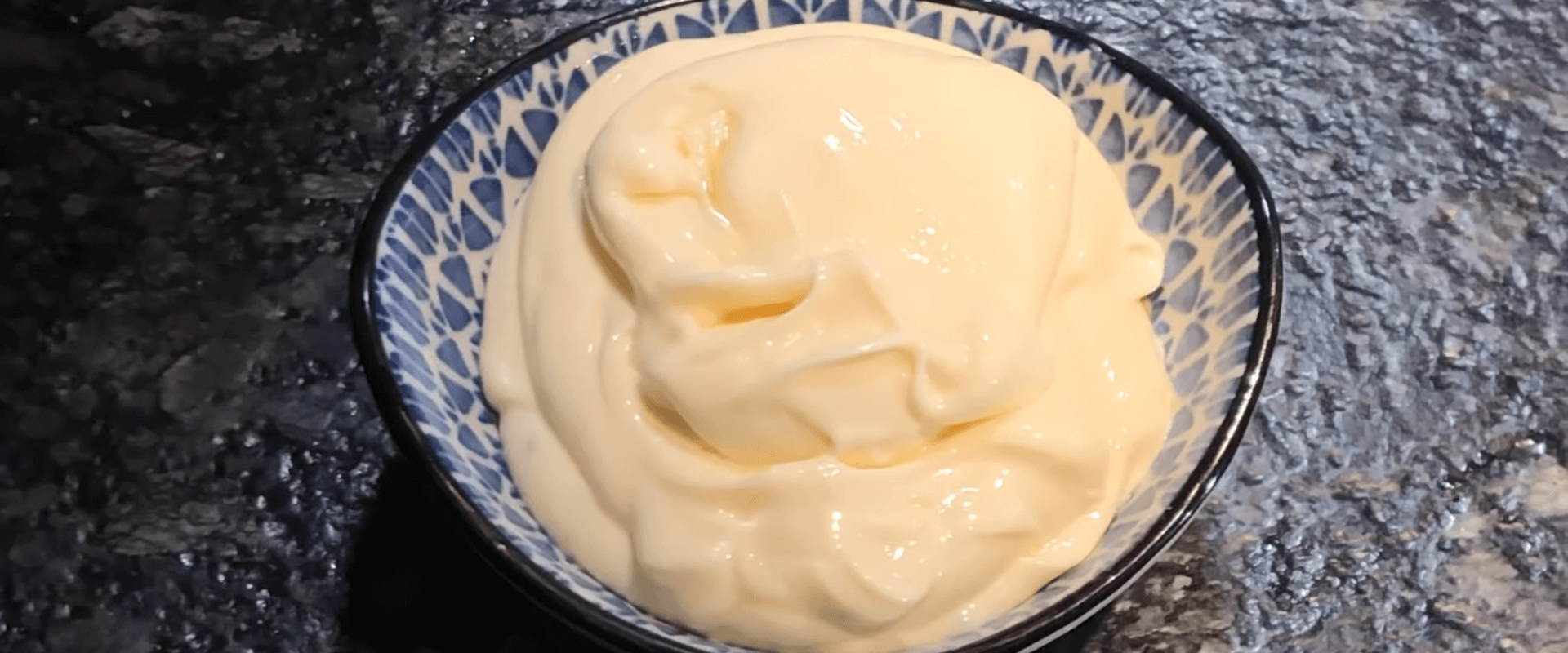 MAIONEZA RAPIDA la blender fara mustar