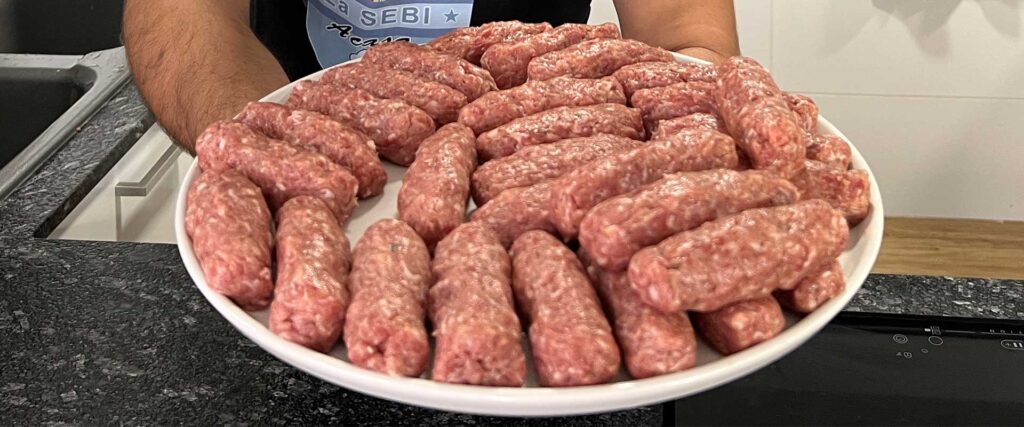 Reteta de MITITEI (Porc si Vita) Pasta de Mici facuta Acasa